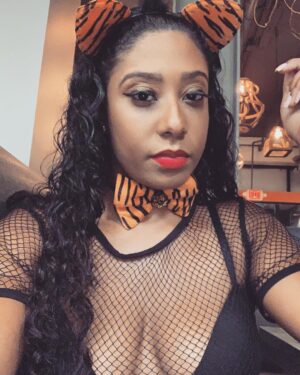 Nikki Vanderdyz Instagram - SWIPE ➡️➡️ “ Be Like a tiger.
Hunt for your prey.
Your prey is your goal.
And your goal is your Life.”-Sid 🐯