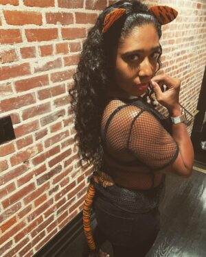 Nikki Vanderdyz Instagram - SWIPE ➡️➡️ “ Be Like a tiger.
Hunt for your prey.
Your prey is your goal.
And your goal is your Life.”-Sid 🐯