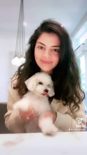 Nikki Yanofsky Instagram - My new percussionist. Have a good weekend!!