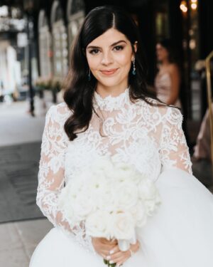 Nikki Yanofsky Instagram - Amid the wild year we’ve had, here were some 2021 highlights: 

I experienced the best day of my life so far…  I got married! It was a tiny, intimate ceremony and it couldn’t have been more special. It was perfect 👰🏻‍♀️

I also co produced (for the first time!) an album that I am beyond excited about. In a time where connecting has been challenging to say the least, I was forced to look inward, and I reconnected deeply with what made me fall in love with music to begin with: JAZZ! 

I know we are all navigating the new normal,  I only hope that we can continue to connect in unconventional but meaningful ways in 2022, whether it be with ourselves or with each other. For me, that begins with some new music! I can’t wait to share all I’ve been working on!! Happy and healthy new year to all🍾✨🎶