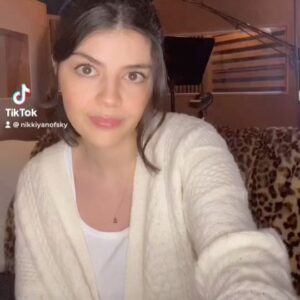 Nikki Yanofsky Instagram - Amid the wild year we’ve had, here were some 2021 highlights: 

I experienced the best day of my life so far…  I got married! It was a tiny, intimate ceremony and it couldn’t have been more special. It was perfect 👰🏻‍♀️

I also co produced (for the first time!) an album that I am beyond excited about. In a time where connecting has been challenging to say the least, I was forced to look inward, and I reconnected deeply with what made me fall in love with music to begin with: JAZZ! 

I know we are all navigating the new normal,  I only hope that we can continue to connect in unconventional but meaningful ways in 2022, whether it be with ourselves or with each other. For me, that begins with some new music! I can’t wait to share all I’ve been working on!! Happy and healthy new year to all🍾✨🎶