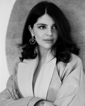 Nikki Yanofsky Instagram - The response to ‘Comes Love’ has been so overwhelmingly positive 🥲I’m so happy that I could finally give you all what you’ve been asking for all these years, on my own terms too. So good to be back to where it all started 🎶 #jazzforever