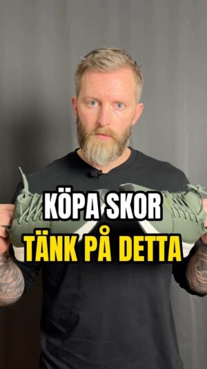 Niklas Andersson Instagram - Från och till får jag frågor kring vilka typer av skor jag rekommenderar. Så här har ni en video om vad jag tycker, och spoiler alert 🚨 jag tycker man ska köpa skor som känns sköna.

Kanske låter väldigt uppenbart att dom ska kännas sköna, men nu handlar detta om vad jag tycker och jag tycker så, sen kan det vara rätt och fel.

Så svaret på frågan ” vilka skor är bäst för dig” är dom skönaste….tror jag 🤷‍♂️