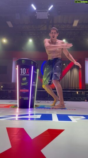 Niko Price Instagram - Am I doing it right? Lmao #powerslap #ufc290 #slapboxing