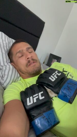 Niko Price Instagram - 😴 one more day!!! Link in bio 😂 #ufc #gloves #squareup