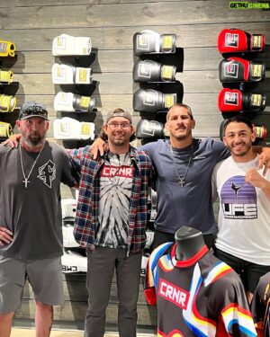 Niko Price Instagram - Thank you @combatcrnr for hooking it up with the fresh gear while I train out here in Wisconsin #ufc #combatcrnr #boxing #freshgear