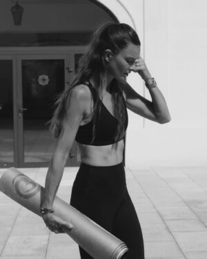 Nikol Švantnerová Instagram - Balance event🌸🧘🏽‍♀️holky děkuji za dva krásné sportovní dny. Měli jste to vyladěné do detailu a moc jsem si to užila. @tatianazidekova znám už asi 6 let a je hezké sledovat, jak se to vše posunulo a posunuje, přeji spoustu spokojených cvičících klientek a já se přidávám též! #balancesk #sportyevent