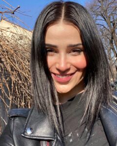 Actress Nikola Donéová HD Instagram Photos and Wallpapers April 2021