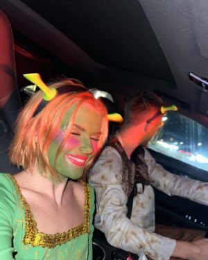 Nikola Mertlová Instagram - Luv my ogre💚💘😘