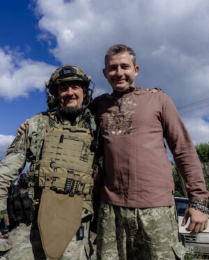 Nikolay Serga Instagram - @okrasa.uman дякую за вишиванки, які оберігають Культурний Десант.