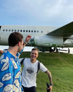 Nikolay Sobolev Instagram - Сегодня мне 29! 

Время летит, годы идут, но самое главное – чтобы твой личный рост был пропорционален времени, которое ты провёл на Земле. 

Мое кредо – учиться каждый день. Познавать этот мир, впитывать новые знания, читать, отдавать и бесконечно радоваться тому, что из квадриллионов возможных вариантов, я оказался именно здесь и сейчас. Собой, а не кем-то другим. Живым. Здоровым. В окружении друзей, любимой, родителей и котиков. 

Спасибо всем за поздравления!🥳