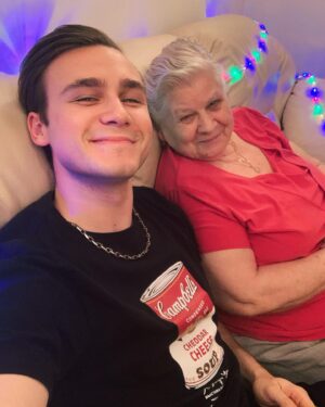 Nikolay Sobolev Instagram - Смотри «Иронию судьбы» с любимой бабушкой! По традиции отмечаем вместе❤️