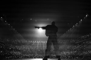 Nikos Aliagas Instagram - #Paris Quelques images prises « à la sauvette » lors de cette soirée inoubliable des chanteurs de la @staracademytf1 sur la scène de @accor_arena Des bonnes ondes, des sourires, des larmes, un public dingue et surtout le joie d’être ensemble. Bravo à tous! (Et merci pour l’invit😉). Continuez bien les amis ! #instanikos