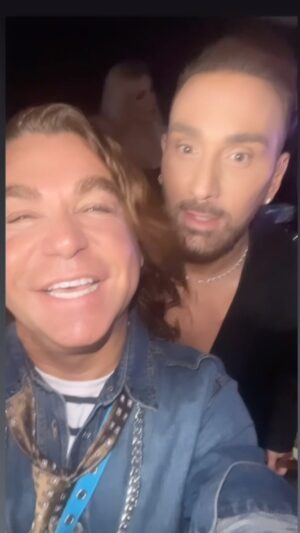 Nikos Koklonis Instagram - @j2us_gr μόνο 👏👏👏@nkoklonis 👏👏👏αυτά γίνονται στα #backstage και μόνο στο @j2us_gr
