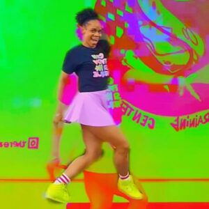 Nilka García Solís Instagram - Did u knows I love dance??? Well...... here some of my warm up to start to train hard at @labusadoratrainingcenter in Puerto Rico 🇵🇷