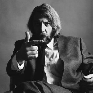 Nina Lisandrello Instagram - “Vietnam was a lie but at least there was a political agenda. It was the domino theory. Iraq is about nothing but George Bush’s ego laced with imperialist ambitions. And it was helped by your government.”

Rest in Peace, Donald Sutherland 🙏🏾🕊️👁️
