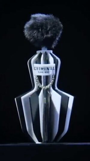 Nina West Instagram - “Criminal” perfume bottle for episode 1 of Rupaul’s Drag Race All Stars 9. This was my favorite bottle of the x4 I did for this Runway. Nina is a joy to work with and we came up with a unique and bold design that pushed me to a new fabrication technique to echo her beautiful gown. Thanks to @markav1991 for the nipple clamp chain!
👗 @RyanArmistead and @CommercialCostuming 
⚖️ @handmadebyjacob
🎩 @in2gr8ion 
💄 @callitodeh
📸 Jennifer Englert

#ninawest #rupaulsdragrace  #allstars9 #dragqueenssavetheworld #nineconic #trevorproject