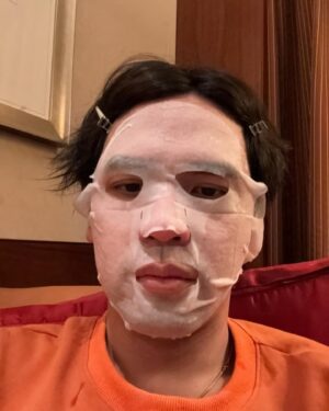 Nine Chen Instagram - 各位兄弟生日快樂🎂
