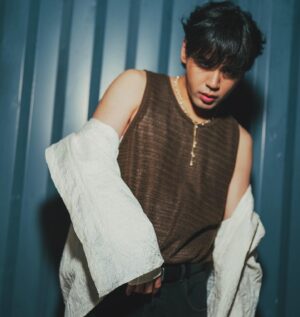Nine Chen Instagram - 香港春浪三天🔥
月底九澤演唱會見🫡
📷 ： @yasashi.jpg