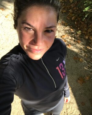 Nira Juanco Instagram - Workout DONE ✔️ 

#saturday #frio ❄️
