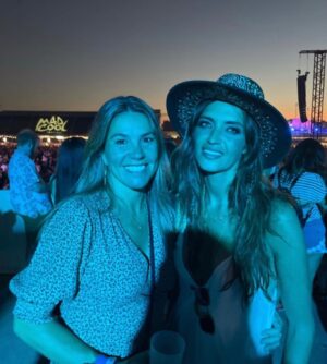 Nira Juanco Instagram - Fin de semana de Festival, de música, de gente, de diversión, de @madcoolfestival . Qué bueno volver a hacer cosas de las de antes! 
Gracias @iqos_esp @fernandomeco