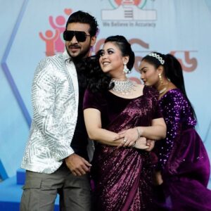 Nirab Hossain Instagram - Dhaka Reporters Unity 
Thanks to Masum Aopu Monzur Kader Zia
—
Nirab Hossain & Bhabna
Choreography: Ivan Shahriar Sohag
P.C. Md Sokot Molla