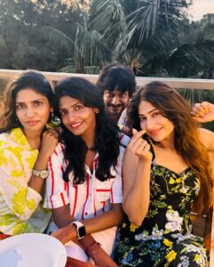 Costume Designer Niranjani Ahathian HD Instagram Photos and Wallpapers June 2024