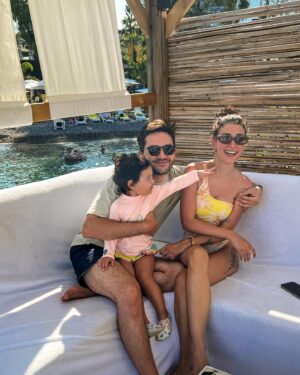 Nisan Hakan Özkan Instagram - Anne sevgisi desen var 😌