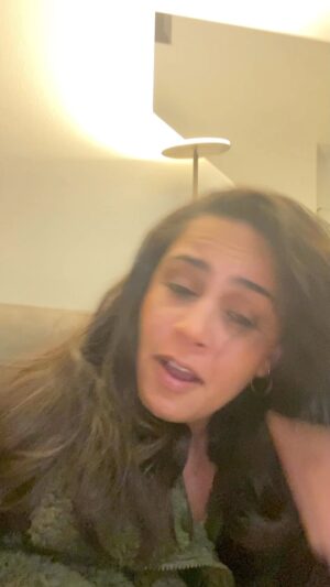 Nishi Munshi Instagram - When it rains, we bring back Christmas songs from high school show choir. Original is flawlessly sung by the one and only Mariah Carey. #alliwantforchristmasisyou #notyou #rain #raining #seasons #seasonsgreetings #caroling