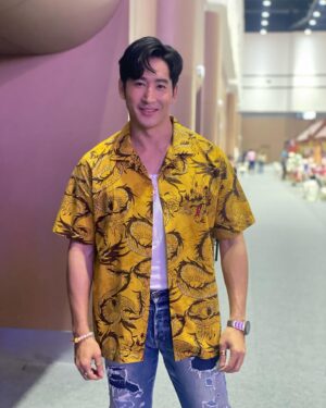 Nitidon Pomsuwan Instagram - ติดไฟแดงก็แค่จอด ติดใจเธอตลอดจะจอดยังไง❤️ #nikenitidonpomsuwan #nikenitidon #nike #ไนกี้นิธิดลป้อมสุวรรณ #ไนกี้นิธิดล #ไนกี้ #ไนกี้เด็กร้านแก๊ส #❤️ #🐉 #🐲