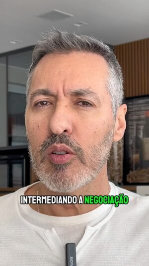 Nivaldo Prieto Instagram - Mais uma vez o Corinthians aparece em uma situação que não favorece nada ao clube. Vou voltar aqui pra falar mais sobre essa situação, mas quero saber a opinião de vocês! Corinthians está numa fase bem difícil hein? 

#futebol #corinthians #futebolbrasileiro #noticia