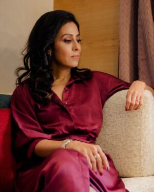 Nivedita Bhattacharya Instagram - "People will stare. Make it worth their while." 🙃
Harry Winston

Styled by @costumesbyneha
@vidushi.s_
Dress : customised 
Heels : @stevemaddenindia
PC: @umeshs.photography
@shashwat_tripathii
Makeup: @makeupbymangesh
Hair:@shaalinijadhav

#bambaimerijaan ❤️