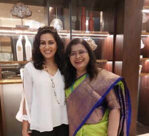 Nivedita Bhattacharya Instagram - The Vaccine War

The Precision of science!
The victory of perseverance!!

Learnt so much.
Enriched. 
Proud. 

Forever in awe of you Dr. PRAGYA (pic 9) & Dr. Balraam and our Scientists.🙏
Thank you 

@vivekagnihotri
@pallavijoshiofficial

❤️❤️

#TheVaccineWar 
#IndiaCanDoIt
#scientistslife
#actorslife 
#countyourblessingseveryday 
❤️