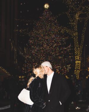 Noah Schnacky Instagram - Merry Christmas Eve!!