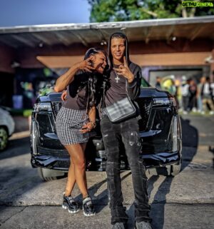 Noah Webster Instagram - this shi taken care of 🤲🏼 #YSK #SMK u watching history ina makin 💯 ain no fakin ⚡️