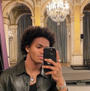 Noah Zulfikar Instagram - paris stories on the feed