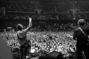 Noel Gallagher Instagram - Thank you Glasgow! 🏴󠁧󠁢󠁳󠁣󠁴󠁿
📸: m.zehetmayr