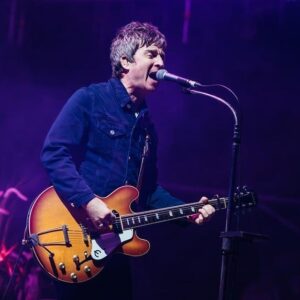Noel Gallagher Instagram - Gracias Festival Corona Capital 🔥
Fue genial estar de regreso en la Ciudad de México! 🇲🇽 
📷: @coronacapital