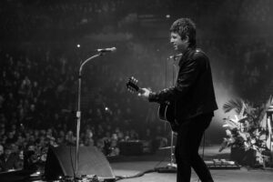 Noel Gallagher Instagram - Liverpool, what a way to end the tour!
📸: @m.zehetmayr