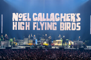 Noel Gallagher Instagram - Liverpool, what a way to end the tour!
📸: @m.zehetmayr