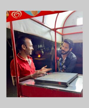 Noel Sean Instagram - Old Roads -  Old Friends !
Met My Old Friend Santosh After A Long Time & 
Had My Favourite Dryfruit Rabri Kulfi @kwalitywalls !
Such a joy to relive those days, guys who ever travels thru aramghar road, don’t forget to have one ice cream there & do support him 🫶🏻