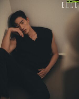Noh Sang-hyun Instagram - @ellekorea @goldnewrok 
Soundtrack2❤️🎄🫠