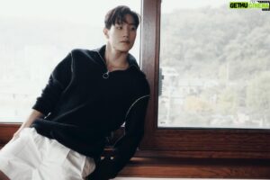 Noh Sang-hyun Instagram - -
-
-
Photographer: @songgge 
Hair/makeup: @lehl123 
Styling: Ko Min Jung