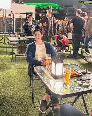 Noh Sang-hyun Instagram - Happy 2024🍾 All 6epsiodes of Soundtrack2 now streaming on @disneypluskr 💙🫠 새해 복 많이 받으세요!🙇‍♂️