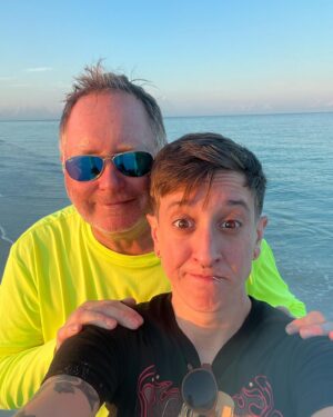 Nora Hewitt Instagram - Got up to walk on the beach for sunrise with the Big Guy 🤓