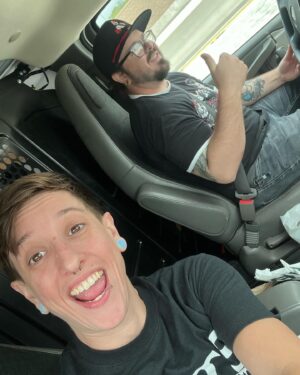 Nora Hewitt Instagram - The van is packed and we are making our way up to lake arrowhead ! Let the bloodbath begin 🪓🏕️😎 @codyjwilkins @wompstompfilms @neverhikealonefilm #sfxdept #practicaleffects #mua #jasonvoorhees