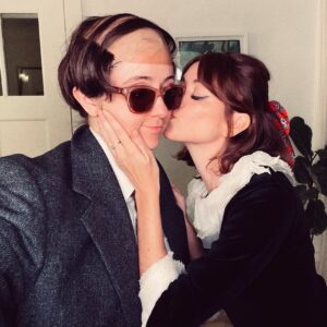 Nora Zehetner Instagram - Jean-Luc Godard, who has completed ‘Breathless’ and is preparing ‘Le Petit Soldat’, seeks young woman between 18 & 27 to make her both his actress and his friend