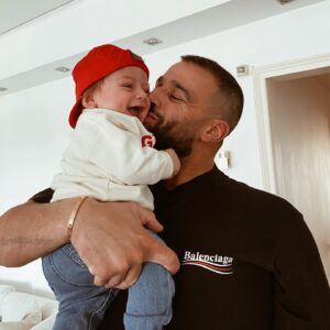 Noré Abdelali Instagram - Happy daddy with happy baby ❤️