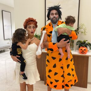 Noré Abdelali Instagram - Happy Halloween from the Flintstones family 🎃