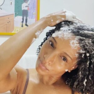 Noree Victoria Instagram - Pisces gratitude rests in any aqua latitude… and hair wash day has always been my plug. Really a sublime high. 🧘🏽‍♀️ 
A meditation that vibrates deeply, because loving on my natural state is an honor. An offering to the elements that made me. 🧬 
Been natural most of my life, and never loved getting my texture ironed straight, or altered. Always knew from a little girl, that as soon as I got out of anyone’s chair I was gonna “baptize” whatever they did in the bathtub first chance I got. Taking nothing from beauticians among us who love their art, but there’s just nothing that feels more beautiful to me than my original reflection. Unmoored. Untamed. Primal. Adventurous, unpredictable. FREE. The twists and turns of NV — activated by Yemaya (water), and air-dried by the sun gods. ☀️

#NaturalHair
#Beauty
#Freedom
#HairTales 
#Lifestyle 
#NeverChange